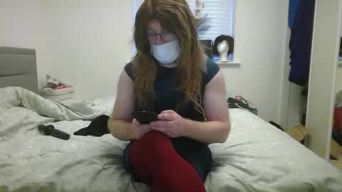 Kikswitch1977 online show from December 16, 2025, 2:33 pm