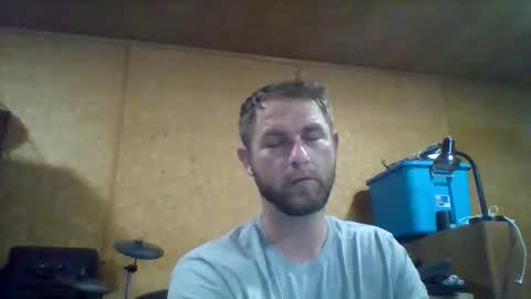 Snapshot of switchleg242 chatting on April 16, 2026, 5:30 am switchleg242 online show from April 16, 2026, 5:30 am