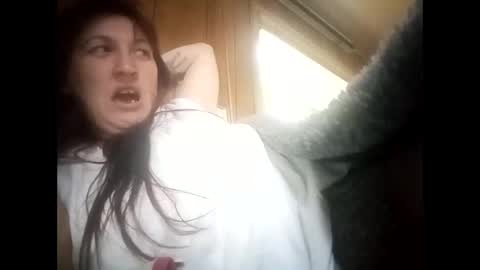 swollenclitneedsdad online show from April 18, 2026, 11:27 pm