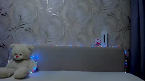 Ana online show from March 9, 2025, 2:18 am