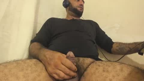 Snapshot of syd_achmed chatting on June 12, 2026, 5:28 am Greg online show from June 12, 2026, 5:28 am