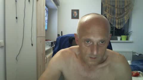 sylverstart92 online show from June 27, 2026, 8:36 pm