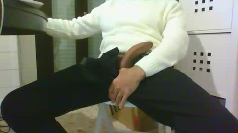 Snapshot of sylvertaurus1 chatting on November 24, 2025, 4:07 pm sylvertaurus1 online show from November 24, 2025, 4:07 pm