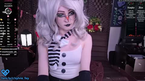 Sylvie online show from December 22, 2024, 4:50 am