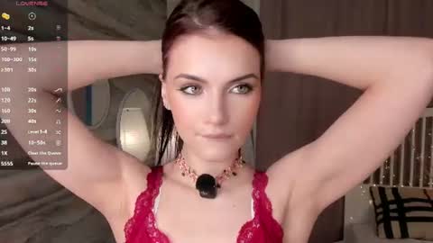 Snapshot of synne_glows chatting on July 5, 2026, 7:04 am Eva online show from July 5, 2026, 7:04 am