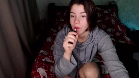 SyrenDixon online show from November 18, 2025, 2:39 am