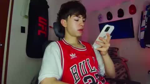 TONER online show from January 8, 2026, 12:46 am