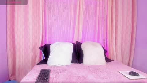 t4mmy_ online show from June 12, 2026, 4:22 am