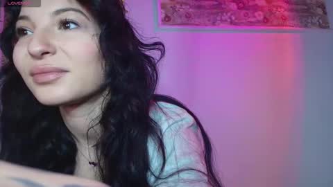 T A A H I R A online show from March 18, 2026, 7:44 am