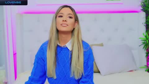 Arianna online show from December 18, 2024, 4:28 pm