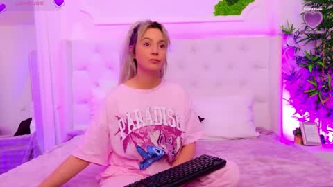 Arianna online show from April 14, 2026, 12:22 pm