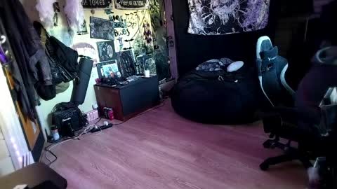 Lina online show from April 2, 2026, 3:09 pm