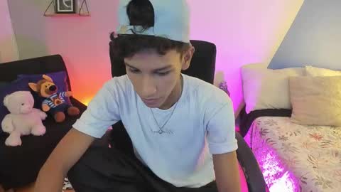 Tashi00 online show from March 4, 2026, 8:26 pm