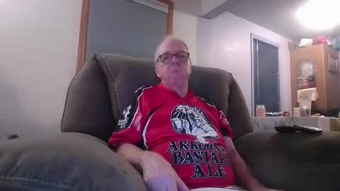 tacrunner66_ online show from November 23, 2025, 3:39 am