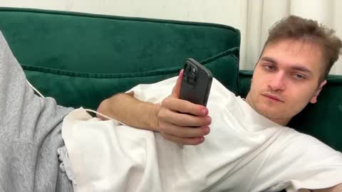 Alex online show from June 9, 2026, 7:03 pm