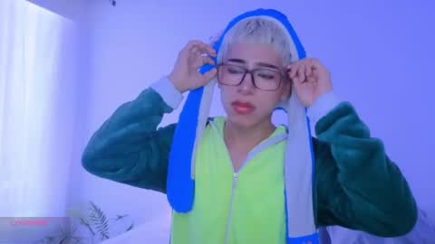 Snapshot of taichi_bluy chatting on September 21, 2025, 5:25 pm taichi online show from September 21, 2025, 5:25 pm