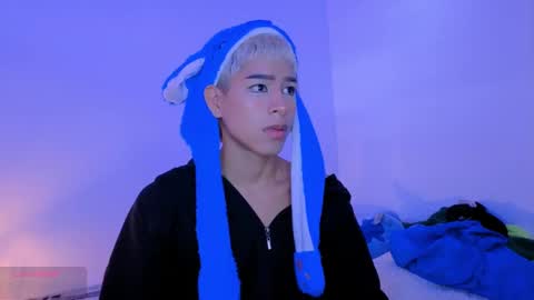 Snapshot of taichi_bluy chatting on September 25, 2025, 6:22 pm taichi online show from September 25, 2025, 6:22 pm