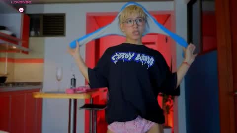 Snapshot of taichi_bluy chatting on January 6, 2026, 10:23 pm taichi online show from January 6, 2026, 10:23 pm