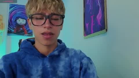 Snapshot of taichi_bluy chatting on March 13, 2026, 3:13 am taichi online show from March 13, 2026, 3:13 am