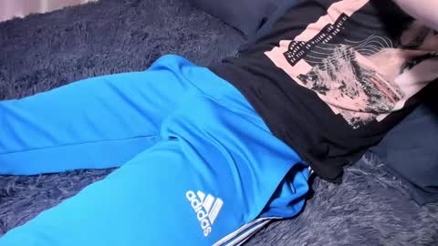 Snapshot of tailer_coo1 chatting on December 3, 2024, 4:39 pm Tailer -  online show from December 3, 2024, 4:39 pm