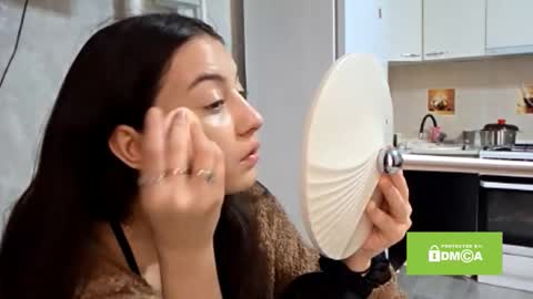 Lisss online show from February 17, 2026, 12:45 pm