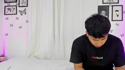 Snapshot of tainy_n_harley chatting on December 18, 2024, 7:58 am Liam and Juli online show from December 18, 2024, 7:58 am