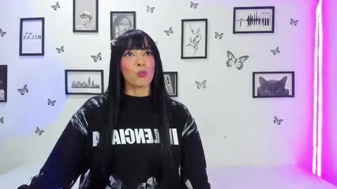 Snapshot of tainy_n_harley chatting on February 24, 2025, 7:44 am Liam and Juli online show from February 24, 2025, 7:44 am