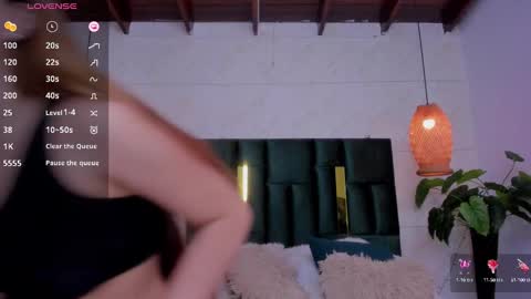 Taissa online show from March 5, 2025, 8:42 pm