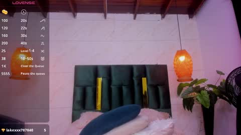 Taissa online show from March 9, 2025, 10:08 am