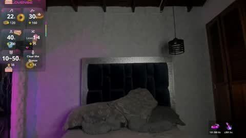 Taissa online show from December 4, 2025, 8:28 pm