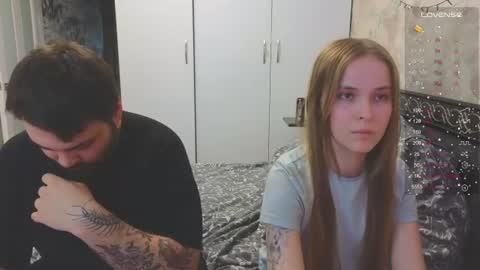 taiti_fox_cub online show from June 21, 2026, 4:09 pm