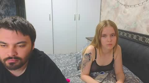 taiti_fox_cub online show from June 23, 2026, 4:27 pm