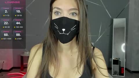 Sasha online show from September 17, 2025, 1:29 am