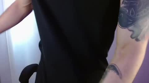 takeru___ online show from April 4, 2026, 5:43 pm