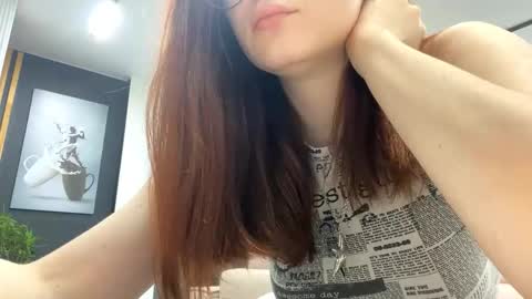 Ayla and Lexi online show from December 1, 2025, 11:37 am