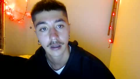 Snapshot of talhi_ chatting on June 28, 2026, 8:31 am talhi_ online show from June 28, 2026, 8:31 am