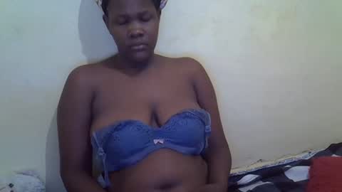 Snapshot of taliah254 chatting on February 24, 2025, 1:35 am taliah254 online show from February 24, 2025, 1:35 am