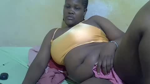 Snapshot of taliah254 chatting on October 18, 2025, 8:20 pm taliah254 online show from October 18, 2025, 8:20 pm