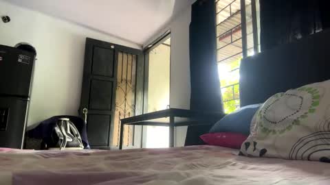 tali  online show from September 19, 2025, 12:50 pm