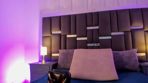 tali  online show from October 30, 2025, 7:25 pm