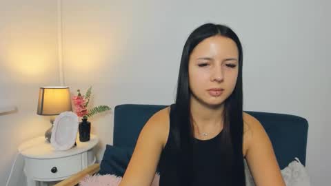 Snapshot of taliasensitive chatting on October 8, 2025, 12:25 pm taliasensitive online show from October 8, 2025, 12:25 pm