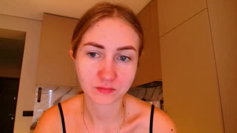  Kira  online show from November 24, 2025, 8:14 am