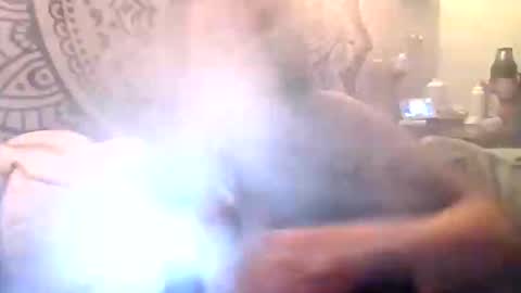 Lily Rhoades online show from October 21, 2025, 6:36 am