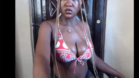 tall_choco online show from November 18, 2025, 8:19 am