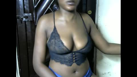 Snapshot of tall_choco chatting on March 15, 2026, 11:00 pm tall_choco online show from March 15, 2026, 11:00 pm