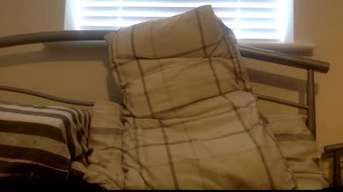 Snapshot of tallandbigboi chatting on October 28, 2025, 12:30 pm tallandlbigboi online show from October 28, 2025, 12:30 pm