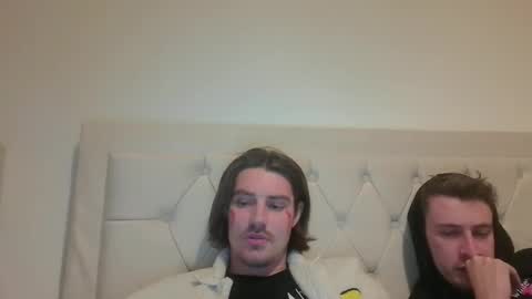 Snapshot of tallg00 chatting on November 1, 2025, 4:36 am tallg00 online show from November 1, 2025, 4:36 am