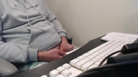 tallguysfbay online show from March 5, 2025, 3:40 pm