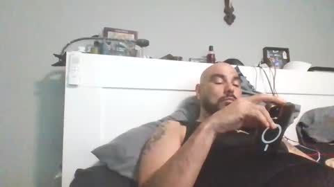 Snapshot of talllatino310 chatting on December 16, 2024, 8:26 pm talllatino310 online show from December 16, 2024, 8:26 pm