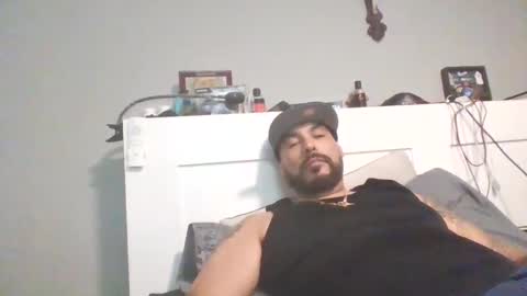 Snapshot of talllatino310 chatting on December 23, 2024, 9:40 pm talllatino310 online show from December 23, 2024, 9:40 pm